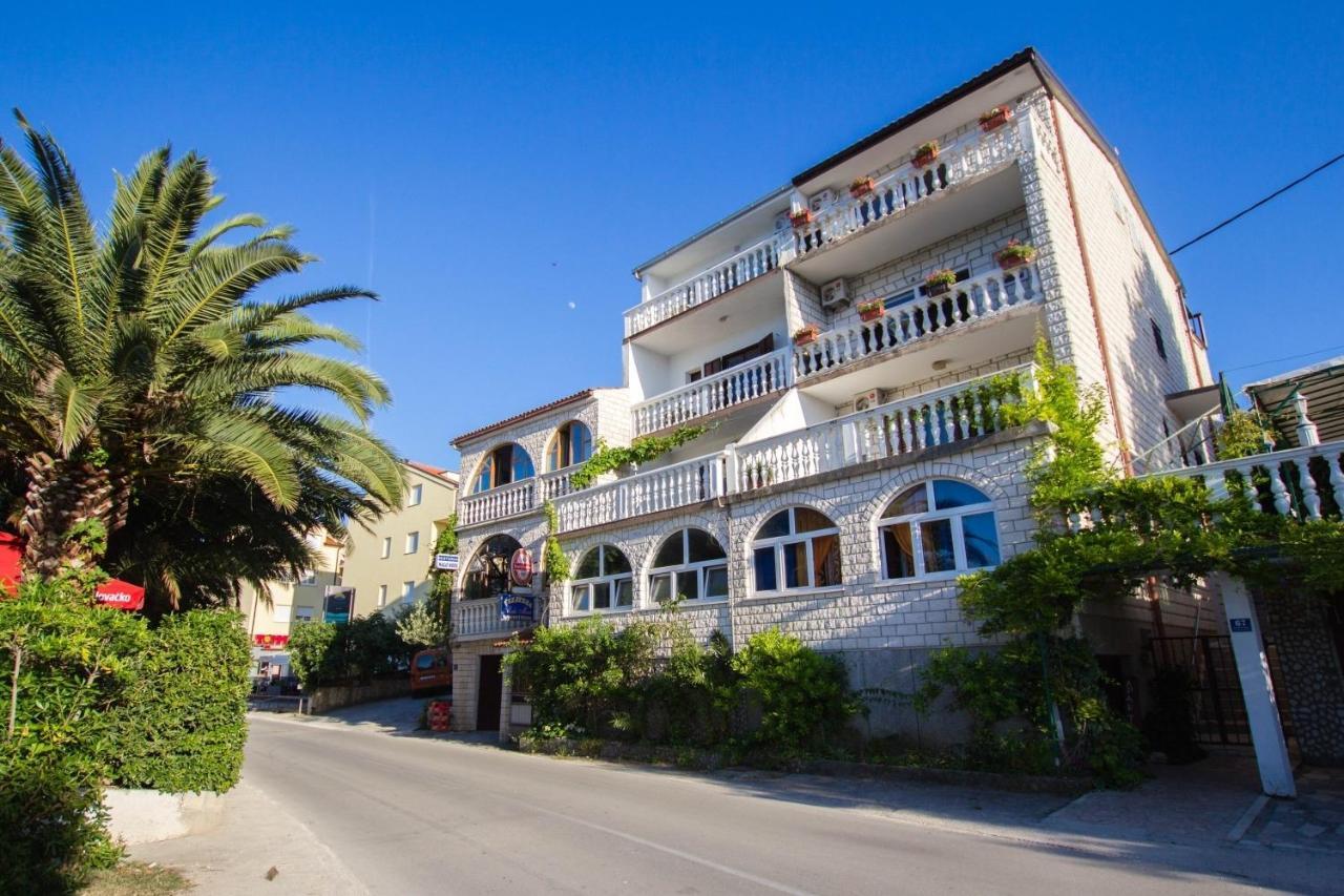 Apartments David - 20M From The Beach With Parking Trogir Extérieur photo