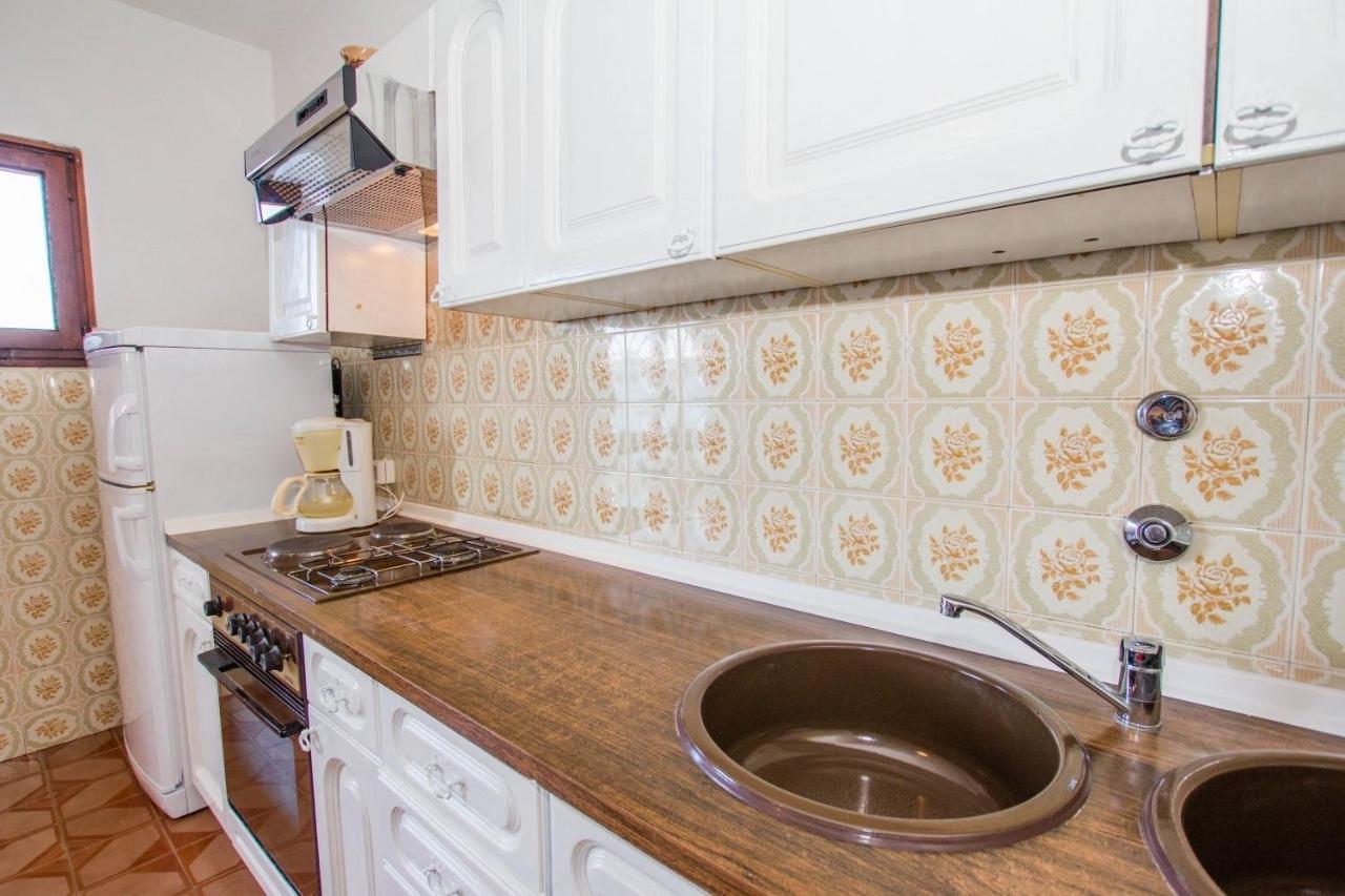 Apartments David - 20M From The Beach With Parking Trogir Extérieur photo