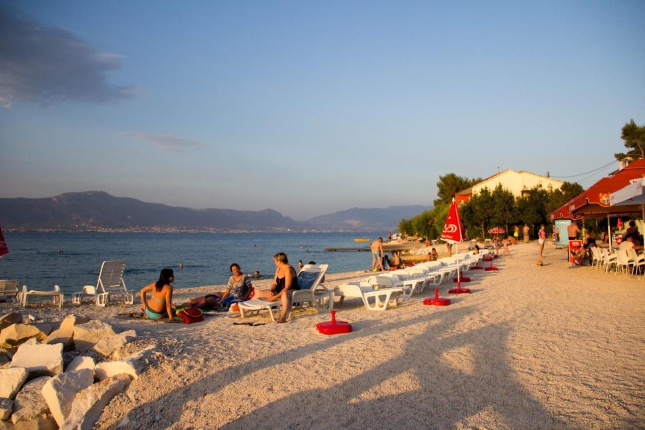 Apartments David - 20M From The Beach With Parking Trogir Extérieur photo